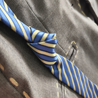 LA DONNA BLAZER - WOMEN SIZE 4 (S)